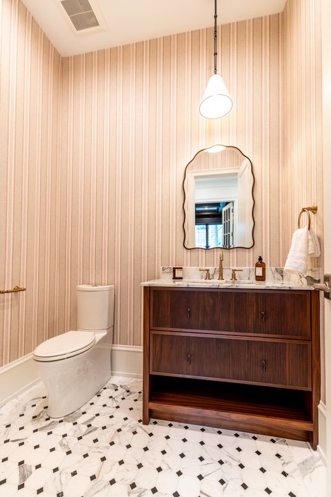 Tiny photo for 164 Wagner Road, Northfield, IL 60093 (MLS # 12485477)