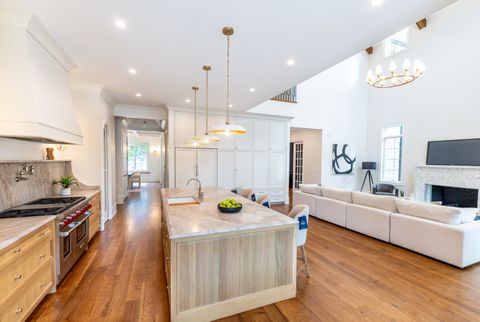 Tiny photo for 164 Wagner Road, Northfield, IL 60093 (MLS # 12485477)