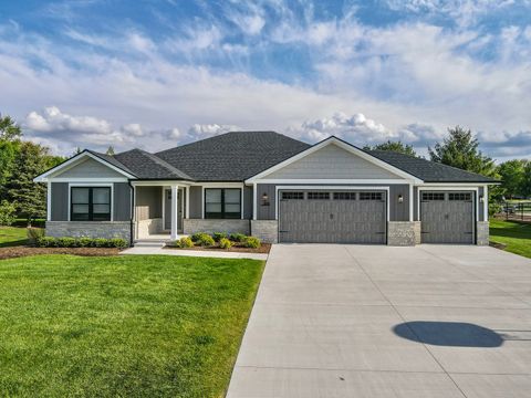 Photo of 3172 Sun Valley Drive, Kankakee, IL 60901 (MLS # 12642974)