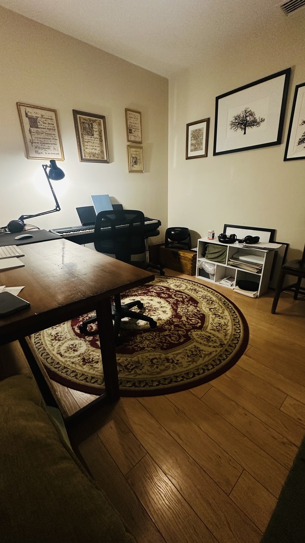 Chicago, Illinois 60611, United States, 2 Bedrooms Bedrooms, ,2 BathroomsBathrooms,Residential,Active,216251