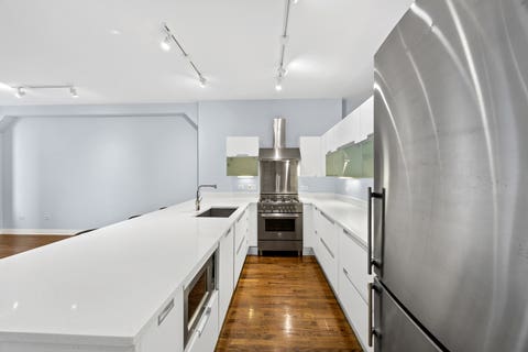 Tiny photo for 6 N Michigan Avenue #806, Chicago, IL 60602 (MLS # 12700910)