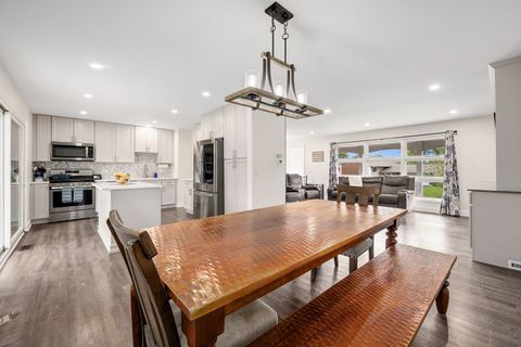 Tiny photo for 6117 Allan Drive, Woodridge, IL 60517 (MLS # 12516236)