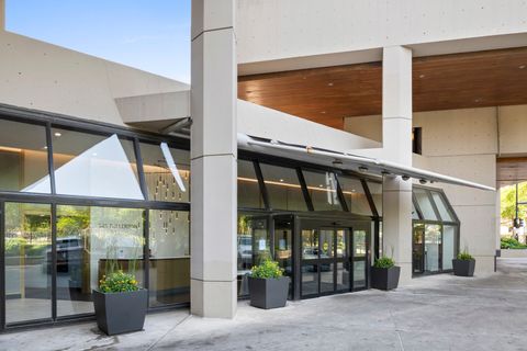 Tiny photo for 345 W Fullerton Parkway #1706, Chicago, IL 60614 (MLS # 12416889)