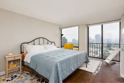 Tiny photo for 345 W Fullerton Parkway #1706, Chicago, IL 60614 (MLS # 12416889)