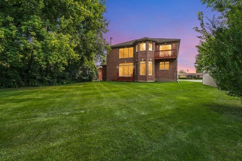 Tiny photo for 136 Oakwood Avenue, Des Plaines, IL 60016 (MLS # 12744659)