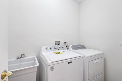 Tiny photo for 136 Oakwood Avenue, Des Plaines, IL 60016 (MLS # 12744659)
