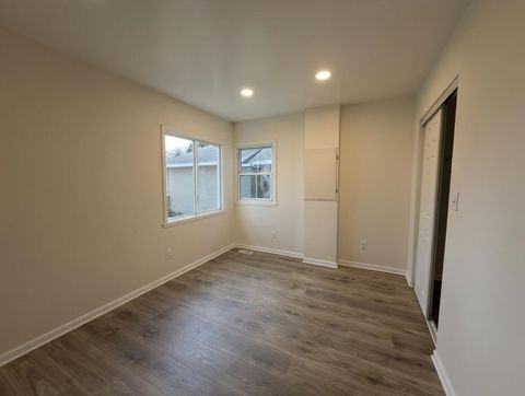 Tiny photo for 3032 Gladstone Avenue, Rockford, IL 61101 (MLS # 12605416)