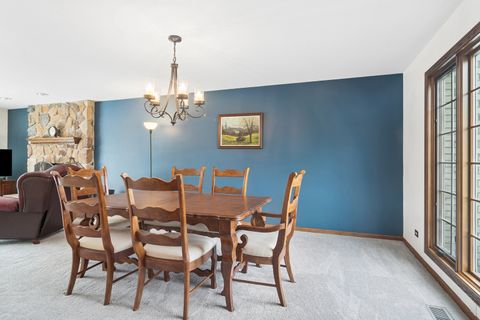 Tiny photo for 305 Anne Court, Prospect Heights, IL 60070 (MLS # 12623619)