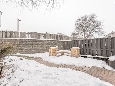 Tiny photo for 1933 Williamsburg Drive, Hoffman Estates, IL 60169 (MLS # 12529638)