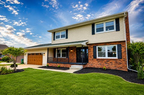 Photo of 304 Sequoia Drive, Streator, IL 61364 (MLS # 12696485)