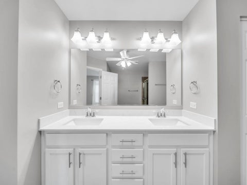 Tiny photo for 2534 Huntleigh Lane, Woodridge, IL 60517 (MLS # 12785883)