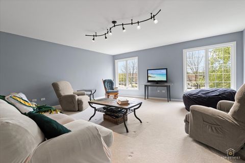 Tiny photo for 3848 Junebreeze Lane, Naperville, IL 60564 (MLS # 12637797)