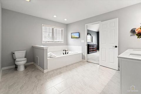 Tiny photo for 3848 Junebreeze Lane, Naperville, IL 60564 (MLS # 12637797)