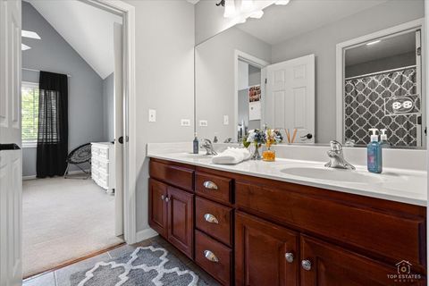 Tiny photo for 3848 Junebreeze Lane, Naperville, IL 60564 (MLS # 12637797)