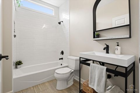 Tiny photo for 3848 Junebreeze Lane, Naperville, IL 60564 (MLS # 12637797)