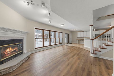 Tiny photo for 338 Hiawatha Drive, Lake In The Hills, IL 60156 (MLS # 12525453)