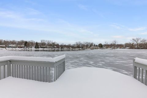 Tiny photo for 338 Hiawatha Drive, Lake In The Hills, IL 60156 (MLS # 12525453)
