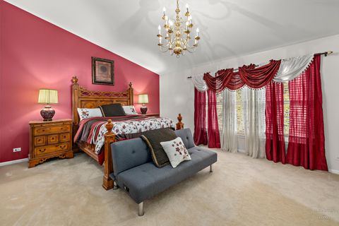Tiny photo for 7 Shoal Creek Court, Lake In The Hills, IL 60156 (MLS # 12494521)