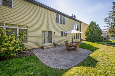 Tiny photo for 7 Shoal Creek Court, Lake In The Hills, IL 60156 (MLS # 12494521)