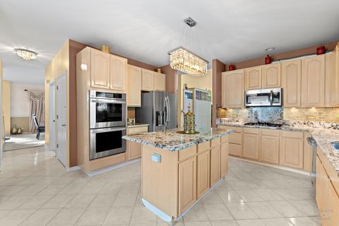 Tiny photo for 7 Shoal Creek Court, Lake In The Hills, IL 60156 (MLS # 12494521)