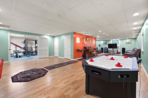 Tiny photo for 7 Shoal Creek Court, Lake In The Hills, IL 60156 (MLS # 12494521)