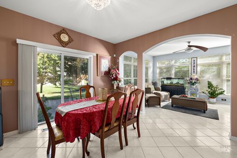 Tiny photo for 7 Shoal Creek Court, Lake In The Hills, IL 60156 (MLS # 12494521)