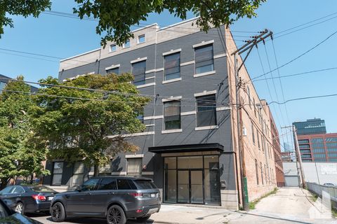 213 N Racine Avenue 303 Chicago IL 60607