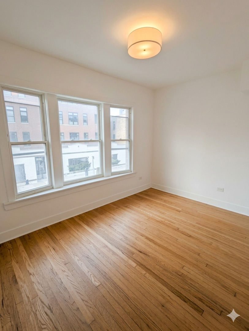 1945 W Augusta Avenue 2W