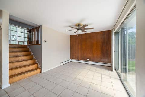 Tiny photo for 8837 Robin Drive, Des Plaines, IL 60016 (MLS # 12727185)