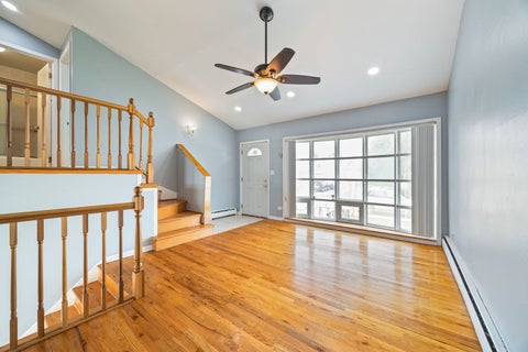 Tiny photo for 8837 Robin Drive, Des Plaines, IL 60016 (MLS # 12727185)