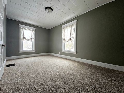 Tiny photo for 916 S Hennepin Avenue, Dixon, IL 61021 (MLS # 12538277)