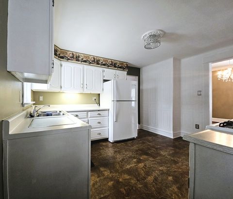 Tiny photo for 916 S Hennepin Avenue, Dixon, IL 61021 (MLS # 12538277)