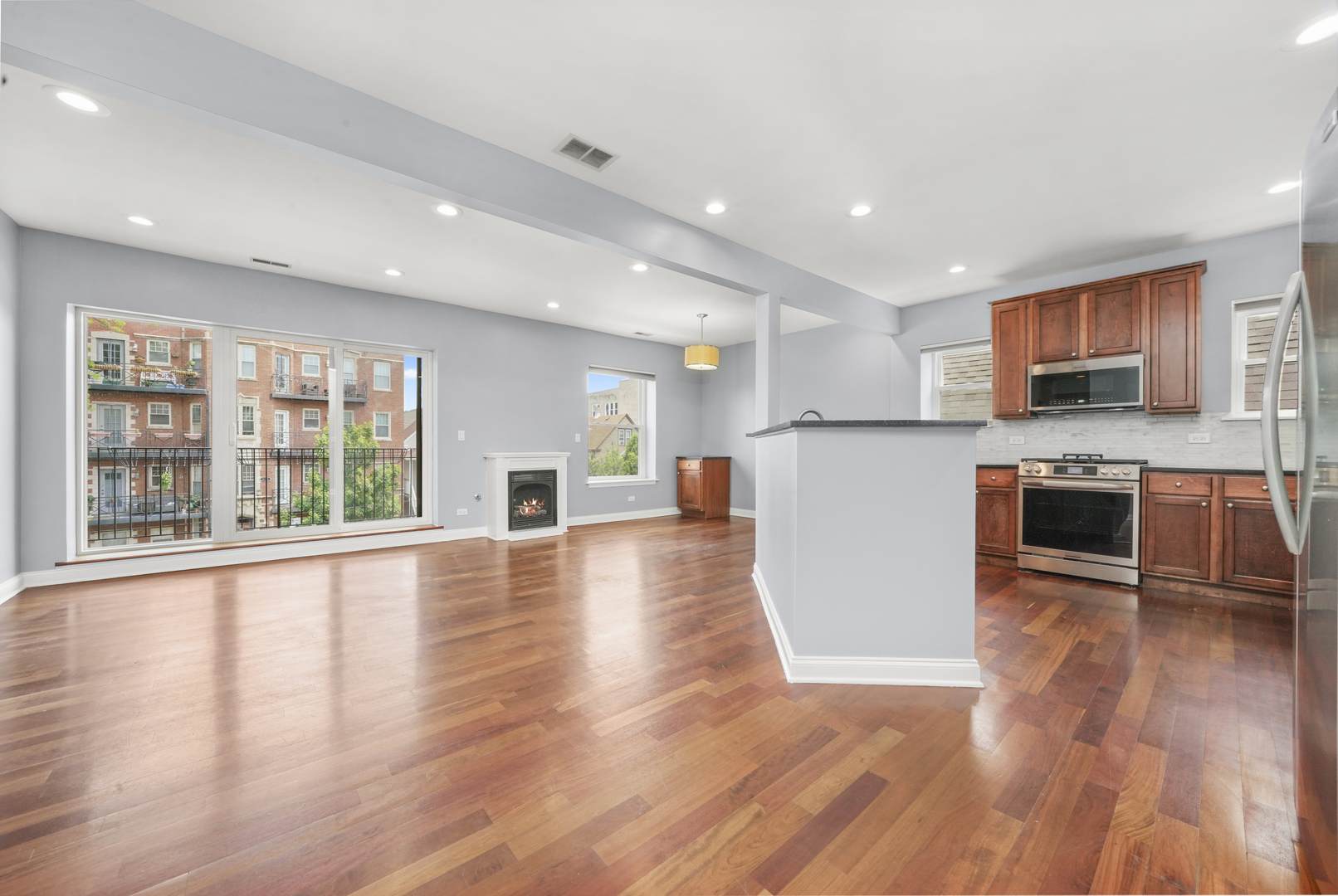 3435 W Berteau Avenue 2A