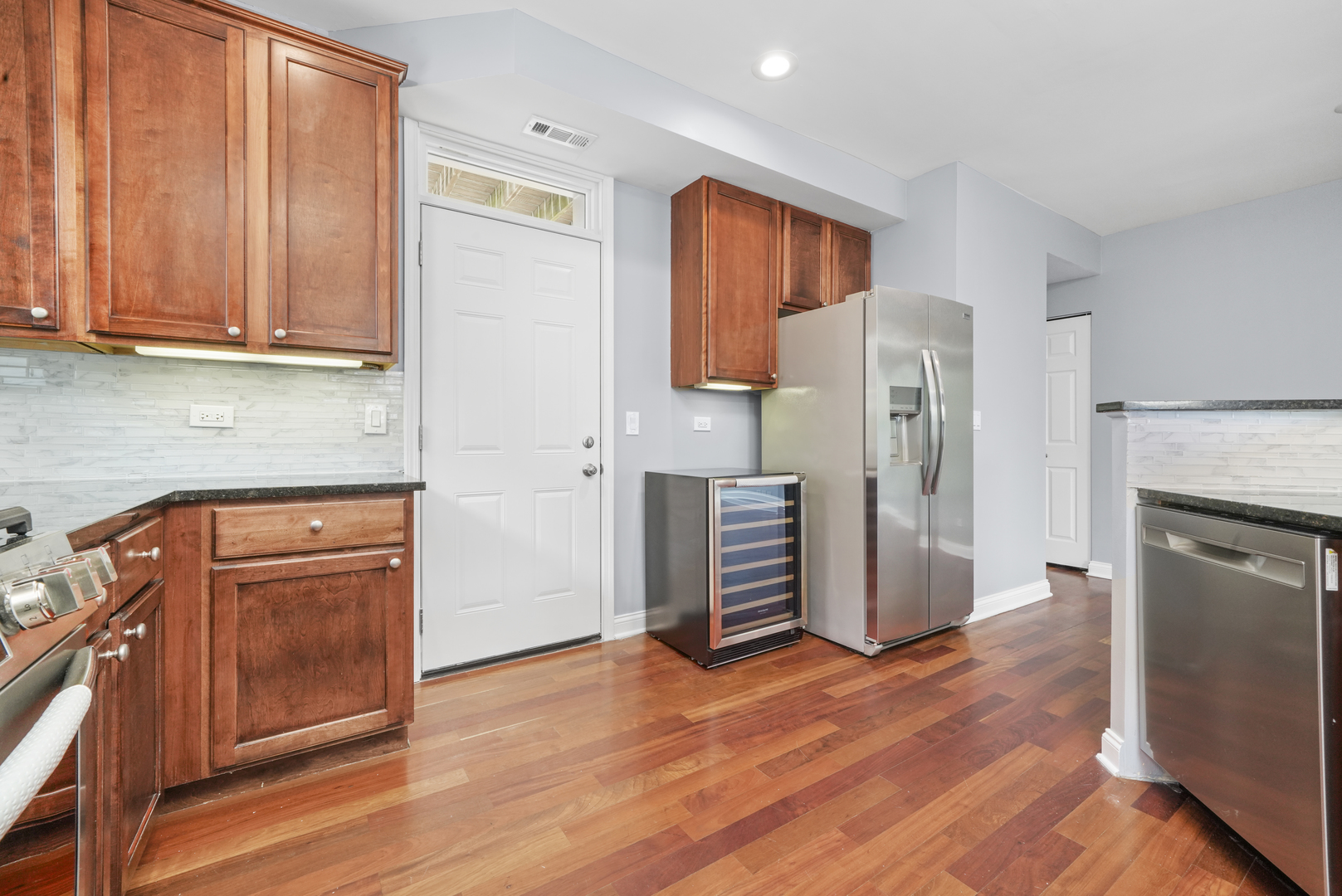 3435 W Berteau Avenue 2A