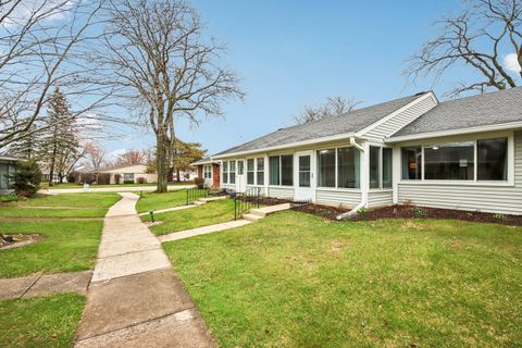 Tiny photo for 7405 Chevy Chase Court, Fox Lake, IL 60020 (MLS # 12607610)