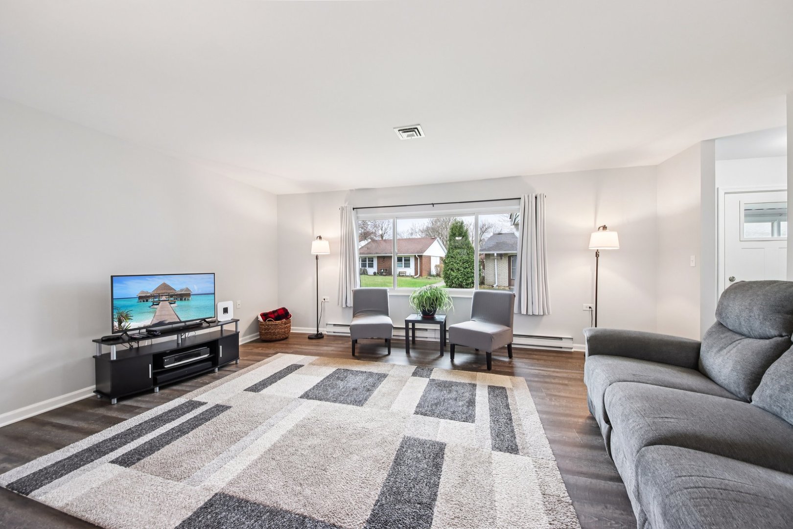 7405 Chevy Chase Court