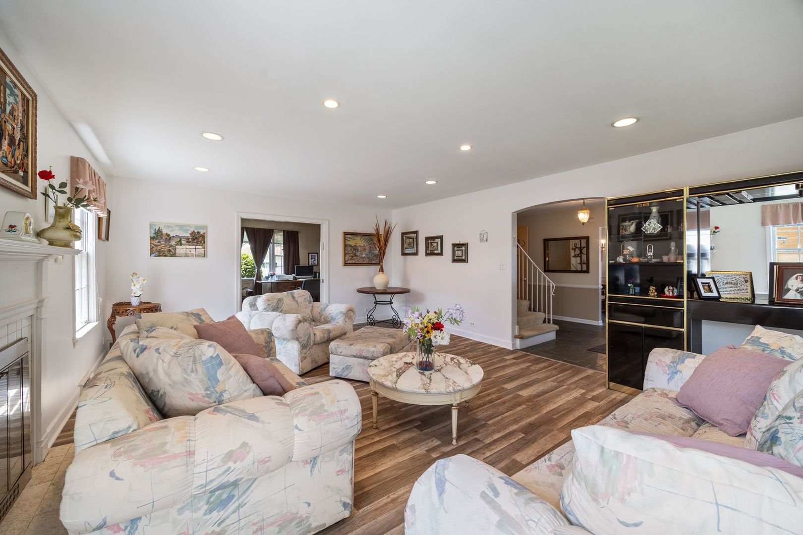8822 Central Park Avenue
