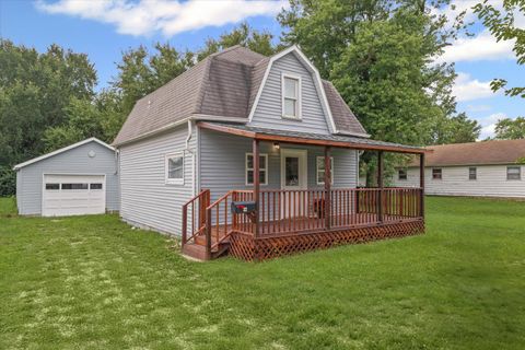 Tiny photo for 322 E Spruce Street, Paxton, IL 60957 (MLS # 12417182)