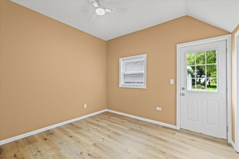 Tiny photo for 322 E Spruce Street, Paxton, IL 60957 (MLS # 12417182)