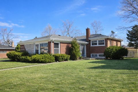 Photo of 16049 Minerva Avenue, South Holland, IL 60473 (MLS # 12646922)