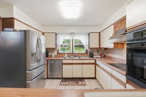Tiny photo for 39576 N PETITE Pass, Antioch, IL 60002 (MLS # 12677674)
