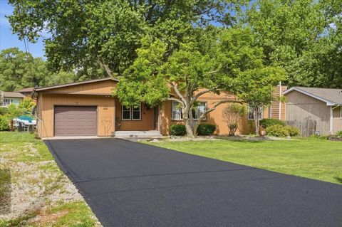 Tiny photo for 39576 N PETITE Pass, Antioch, IL 60002 (MLS # 12677674)