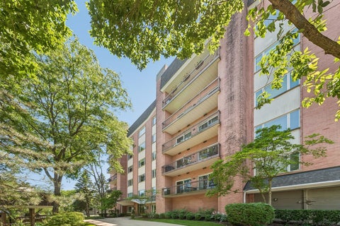 209 Rivershire Lane Unit 504, Lincolnshire, IL 60069 - #: 12699461