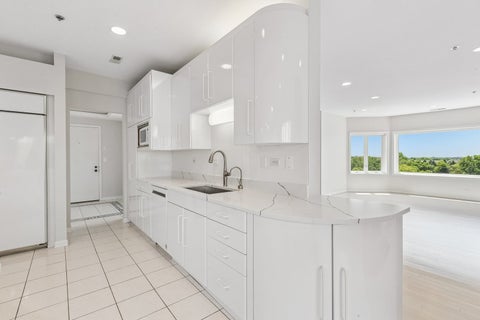 Tiny photo for 209 Rivershire Lane #504, Lincolnshire, IL 60069 (MLS # 12699461)