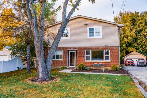Photo of 26316 W Rollins Road, Ingleside, IL 60041 (MLS # 12783324)