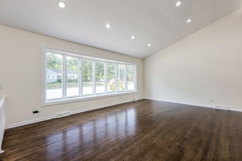 Tiny photo for 8717 Gross Point Road, Skokie, IL 60077 (MLS # 12502575)