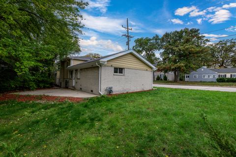 Tiny photo for 8717 Gross Point Road, Skokie, IL 60077 (MLS # 12502575)