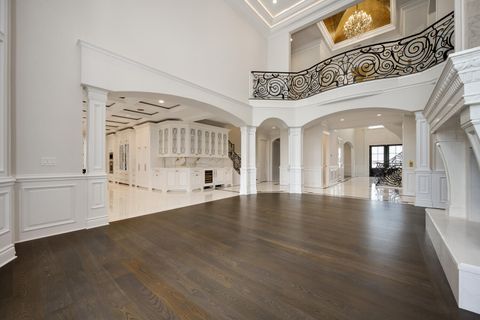 Tiny photo for 6413 S County Line Road, Burr Ridge, IL 60527 (MLS # 12530123)