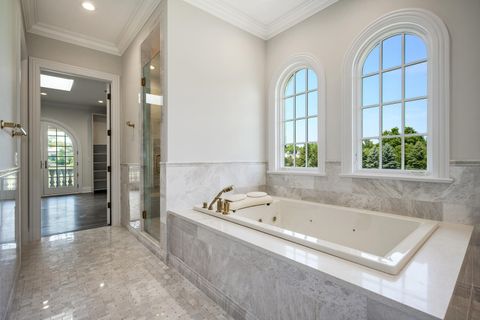 Tiny photo for 6413 S County Line Road, Burr Ridge, IL 60527 (MLS # 12530123)