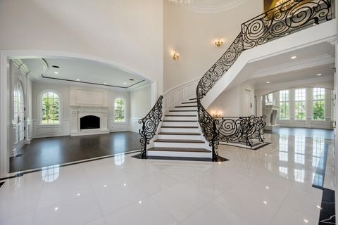 Tiny photo for 6413 S County Line Road, Burr Ridge, IL 60527 (MLS # 12530123)